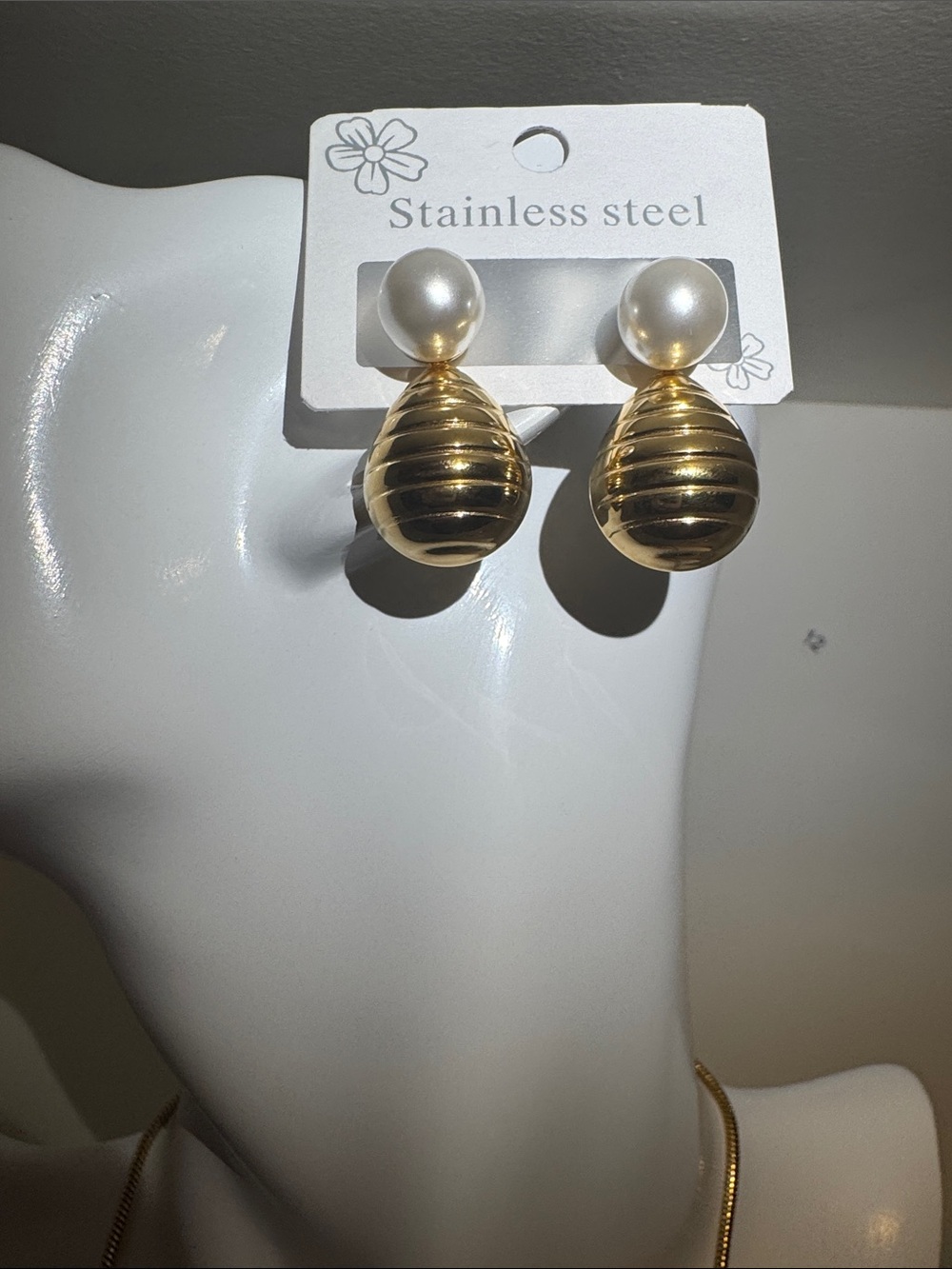 Fashion Jewelry Gold Teardrop Earrings with Pearl Studs